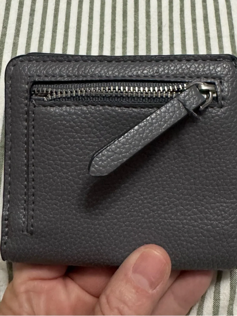 Vera Bradley Pebbled Zip Wallet in Charcoal - Picture 2 of 3